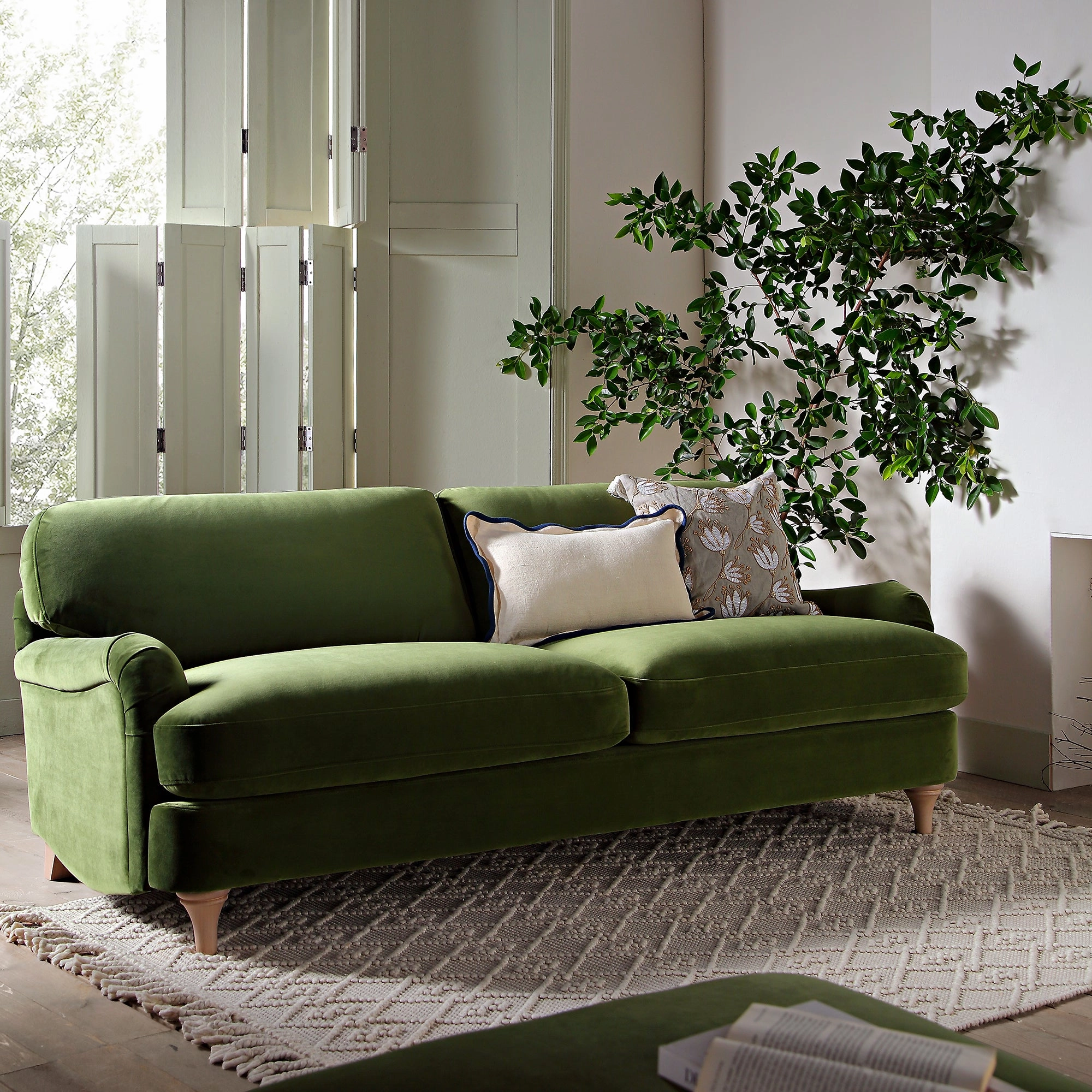 Avanti Handwoven Cream Bobble Wool Rug