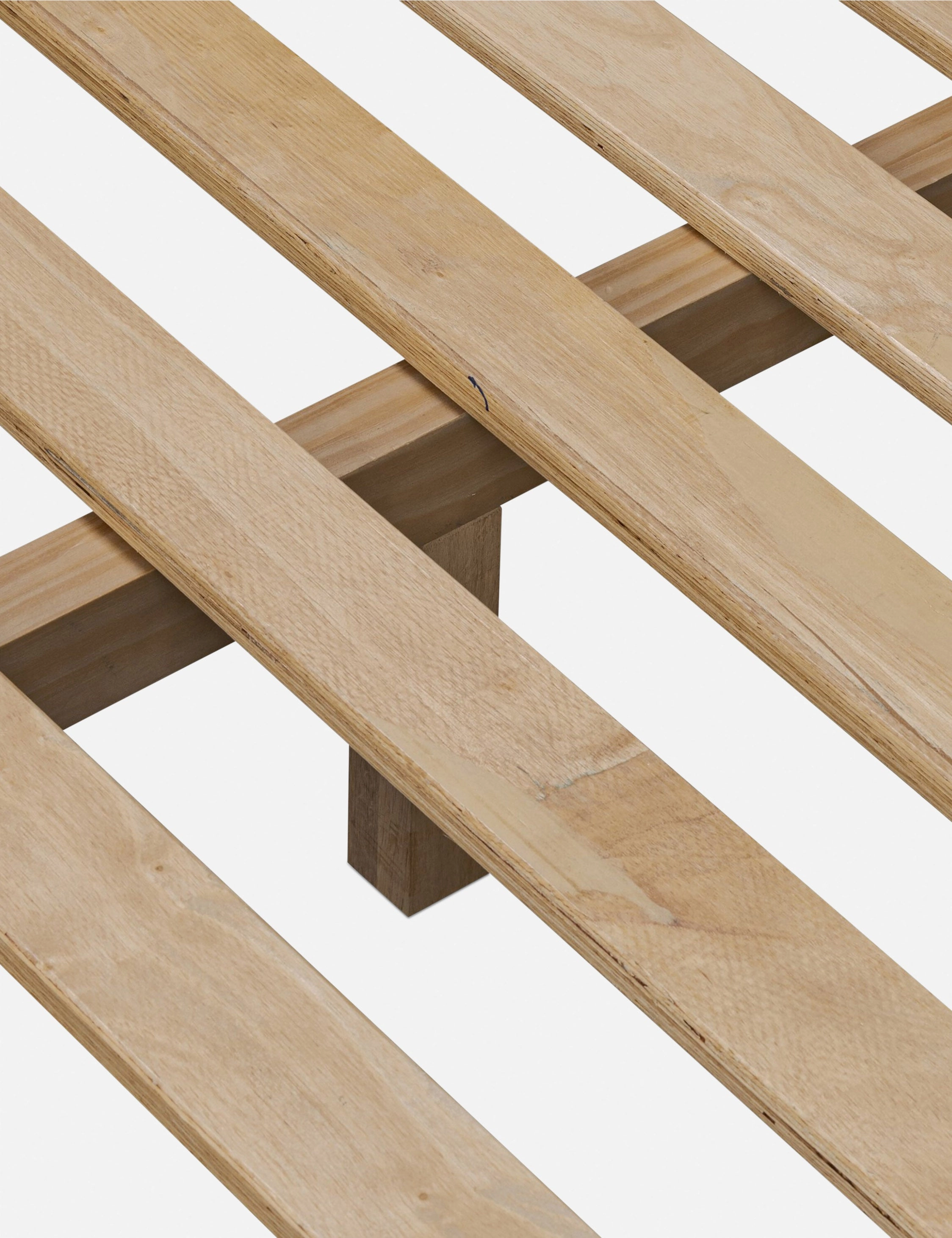Bacote Platform Bed