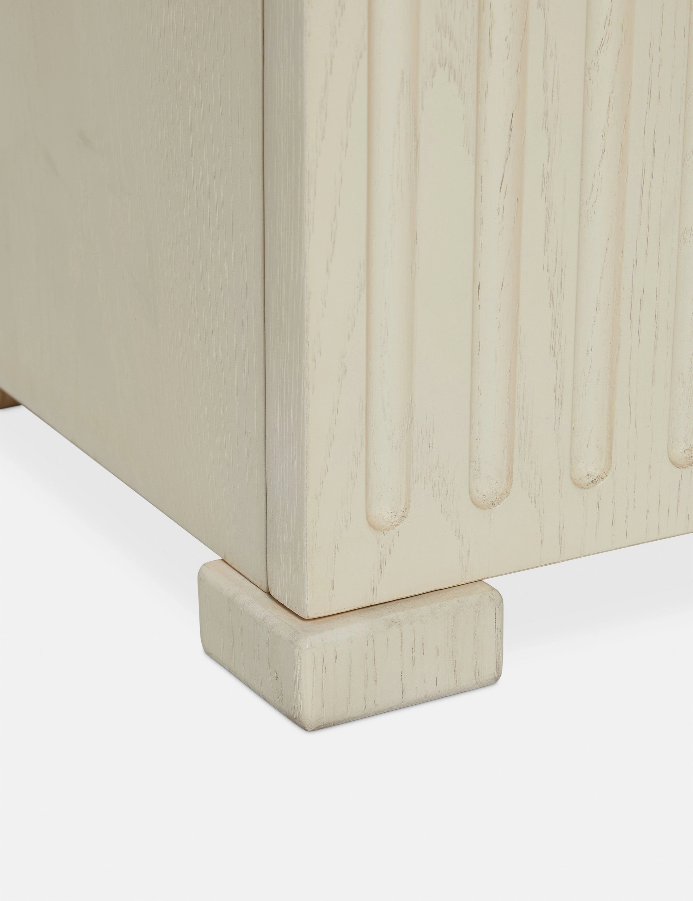 Beck Nightstand