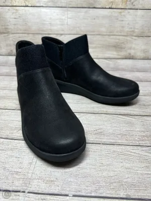 Boots Ankle Flats By Clarks In Black, Size: 7.5 clarks