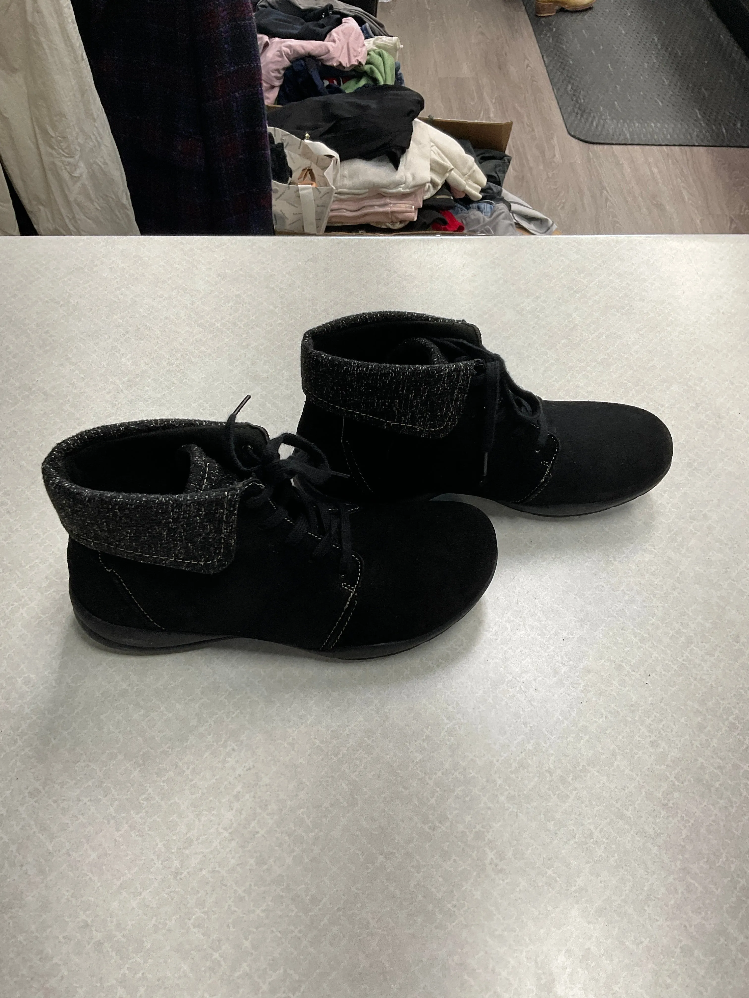 Boots Ankle Flats By Clarks In Black, Size: 8 clarks