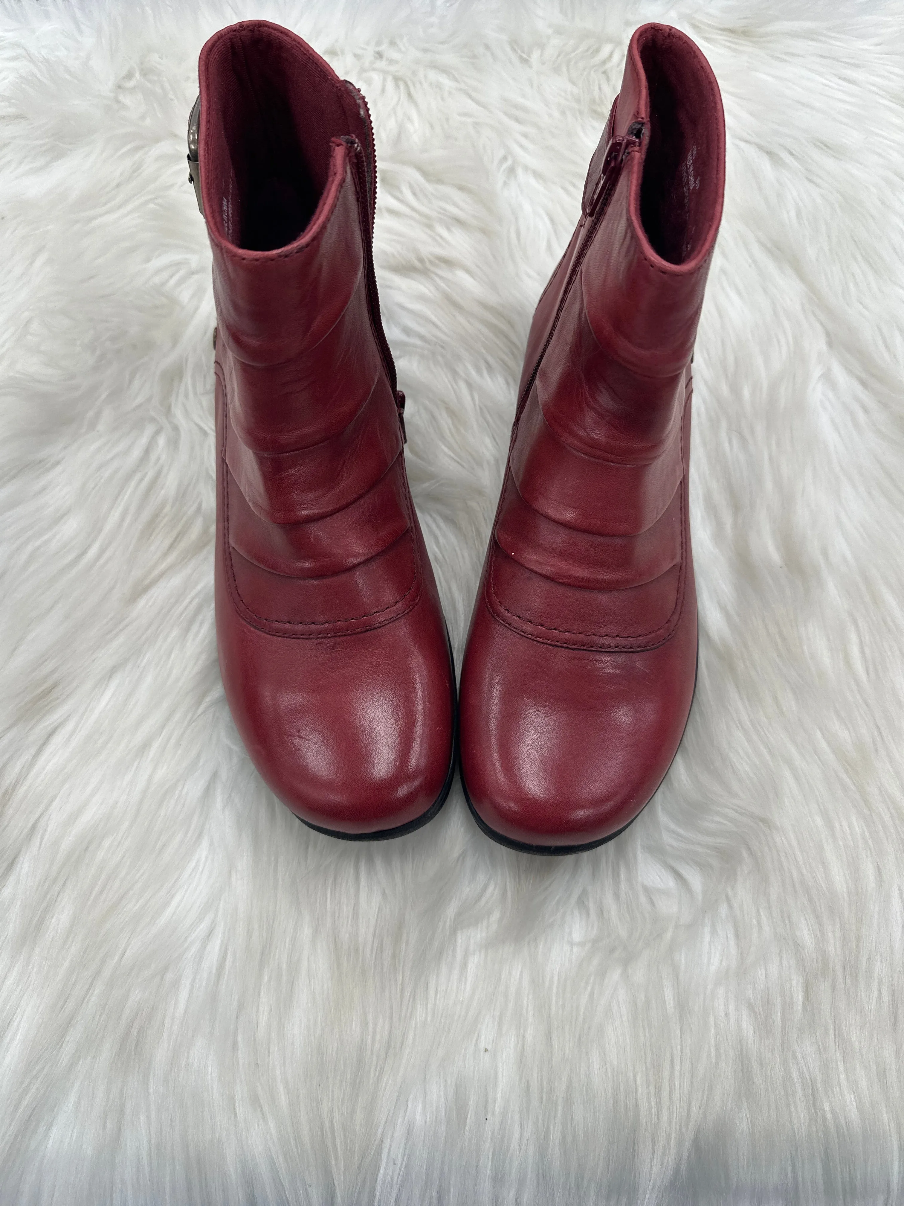 Boots Ankle Flats By Clarks In Red, Size: 8.5 clarks