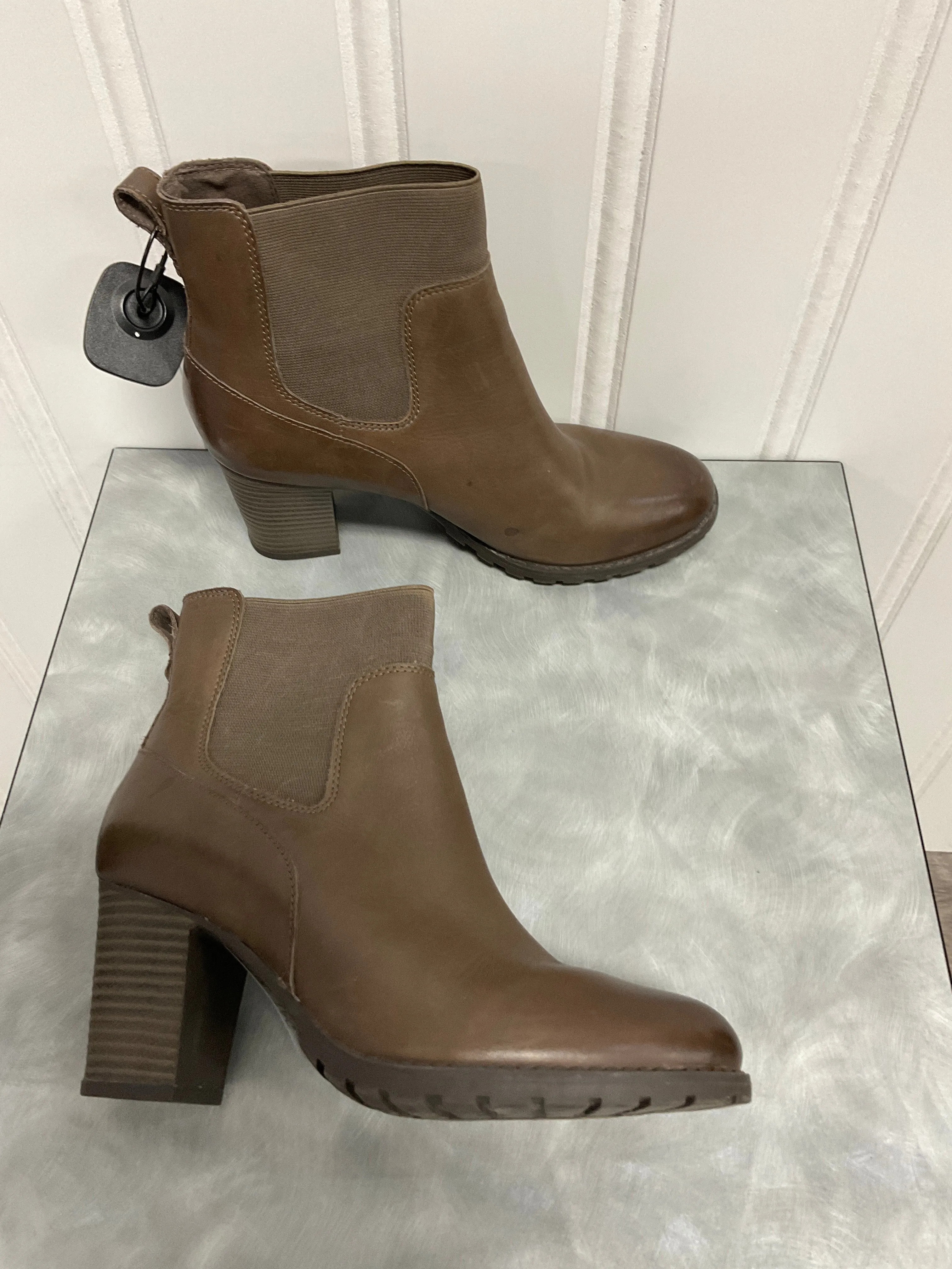Boots Ankle Heels By Clarks In Brown, Size:9 clarks