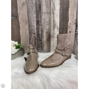 Boots Designer By Coach In Tan, Size: 10