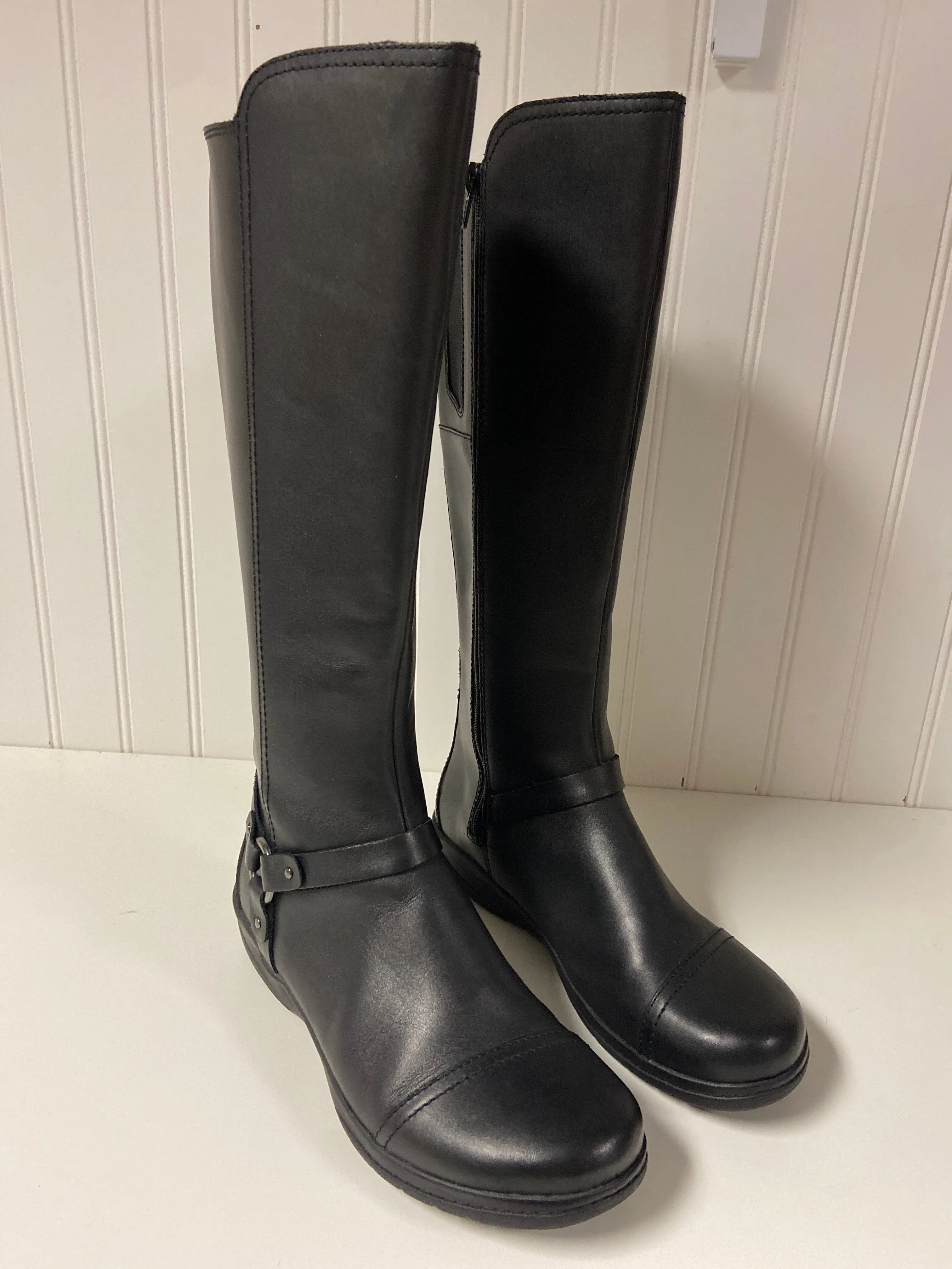 Boots Knee Flats By Clarks In Black, Size: 6.5 clarks