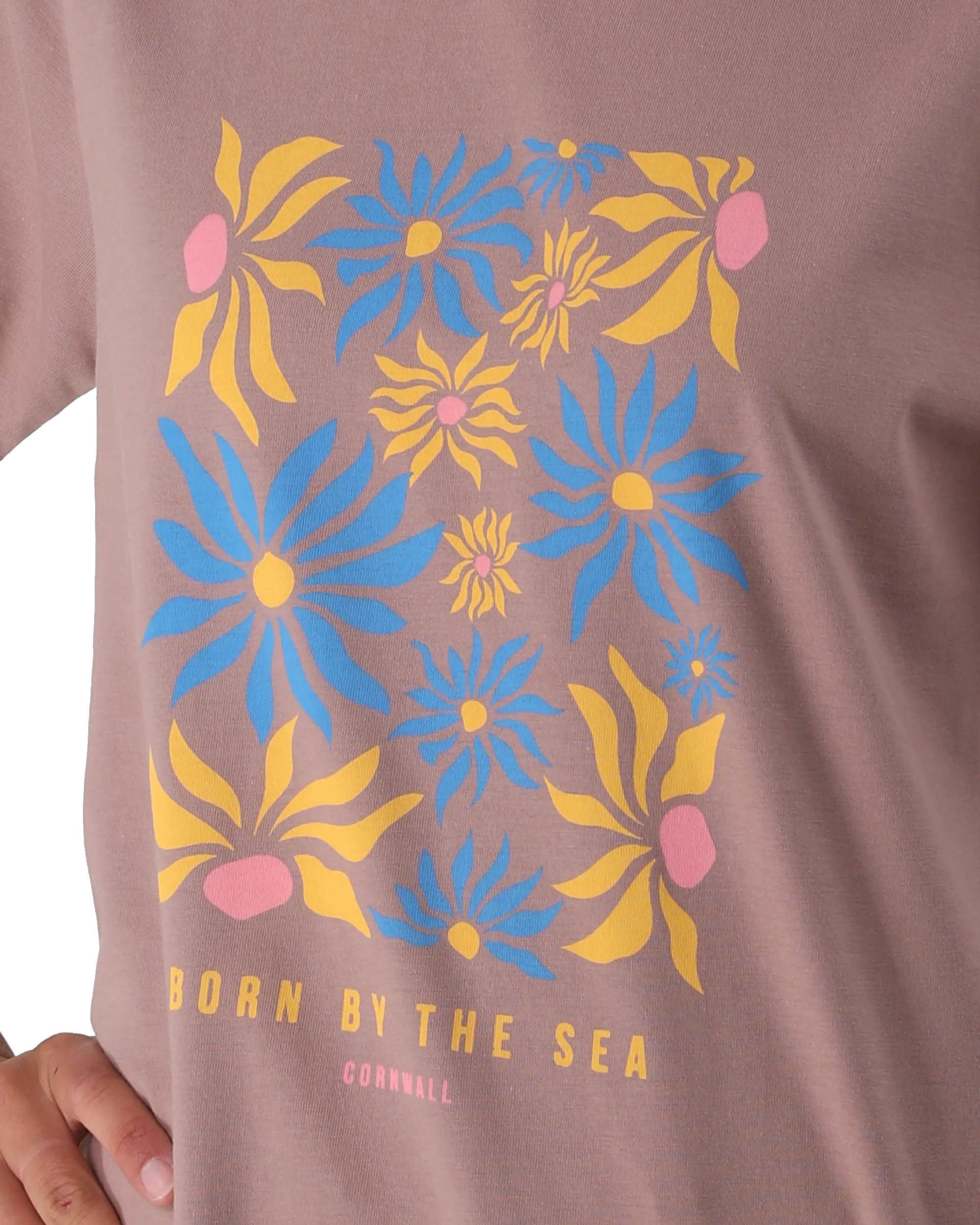 Born by the Sea Flower Market T-Shirt in Hazy Pink