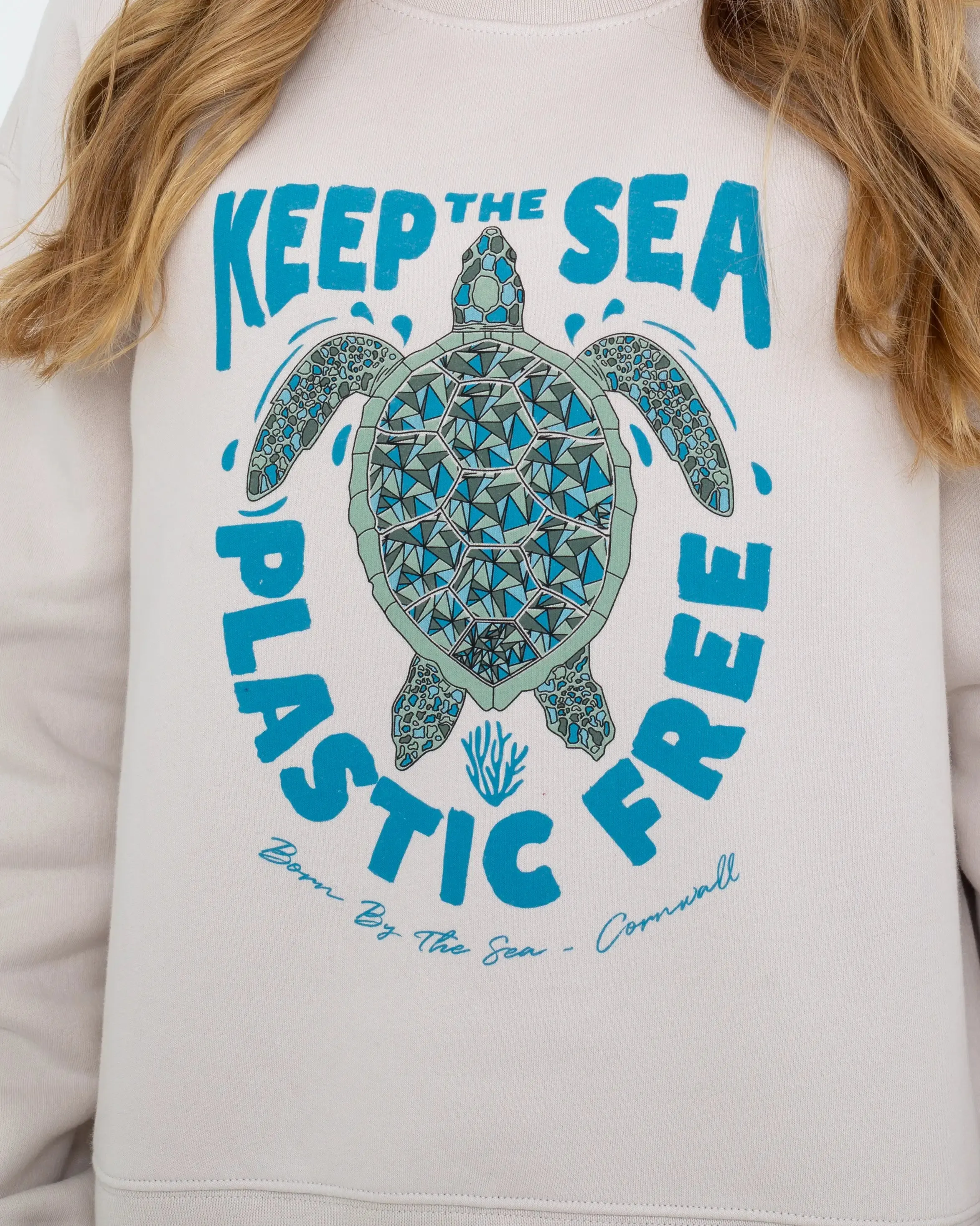 Born by the Sea Turtle Sweatshirt in Bone