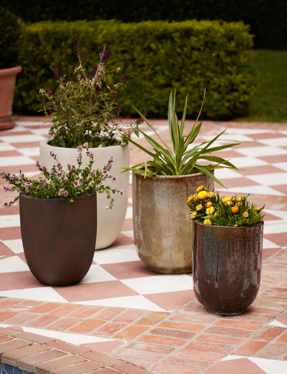 Bradford Planters by Campania International
