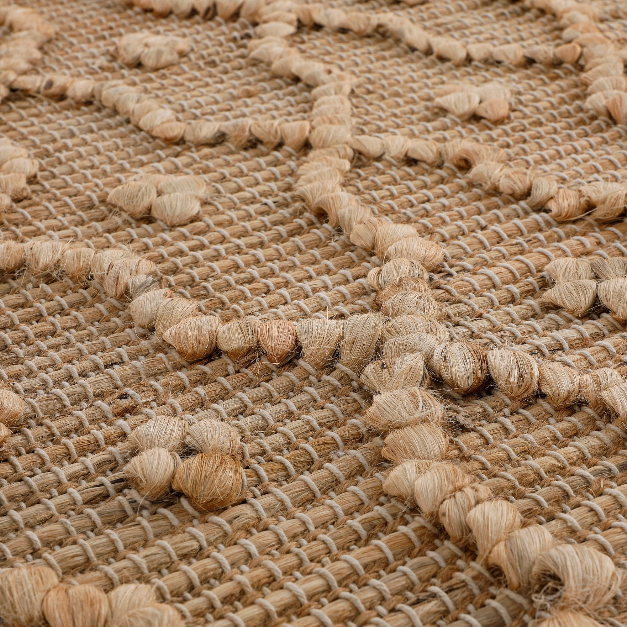 Casablanca Trellis Handwoven & Knotted Natural Jute Round Rug