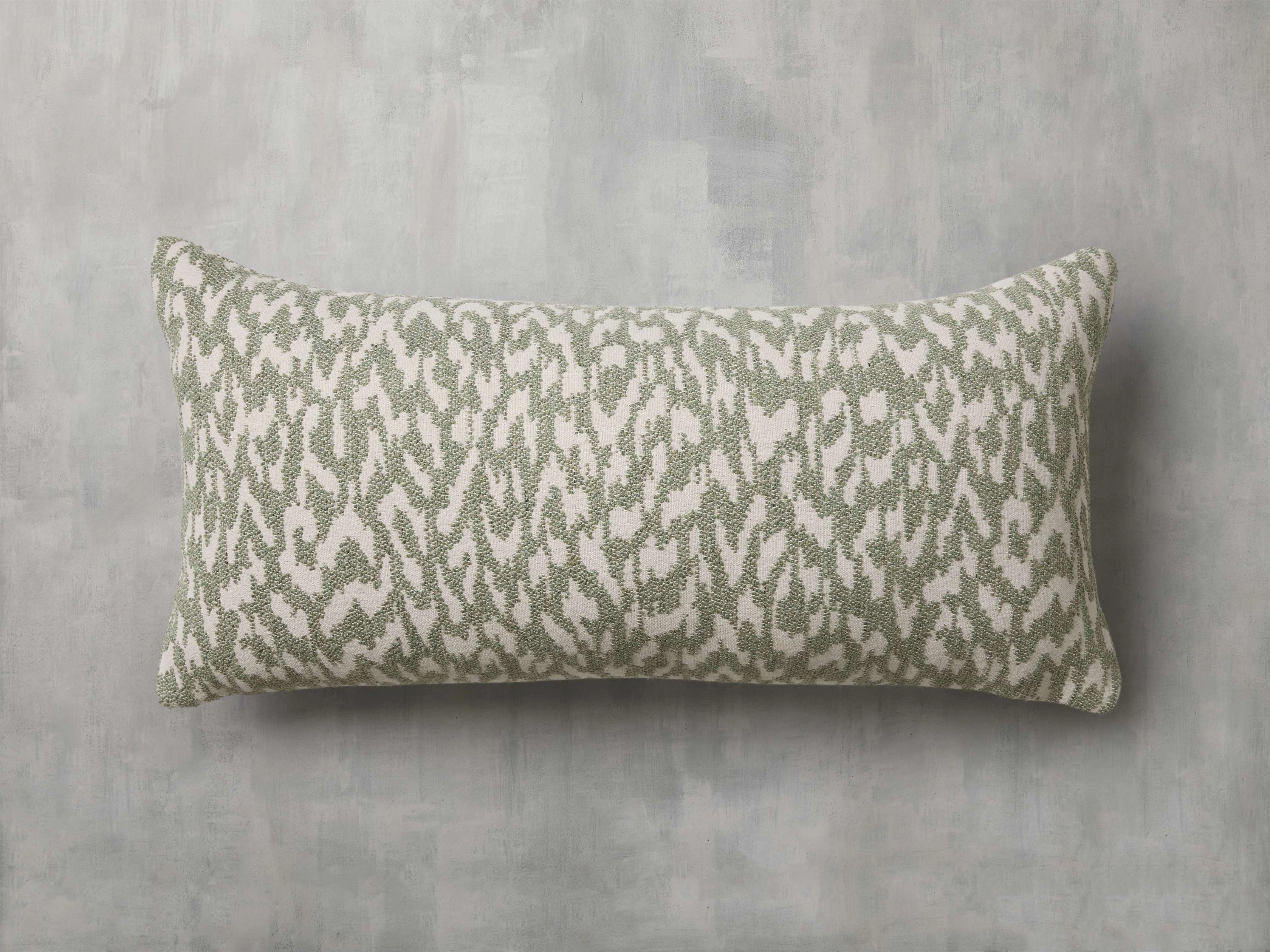 Ceylon Outdoor Lumbar Pillow Cover