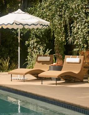 Clamshell Umbrella Base by Business & Pleasure Co.