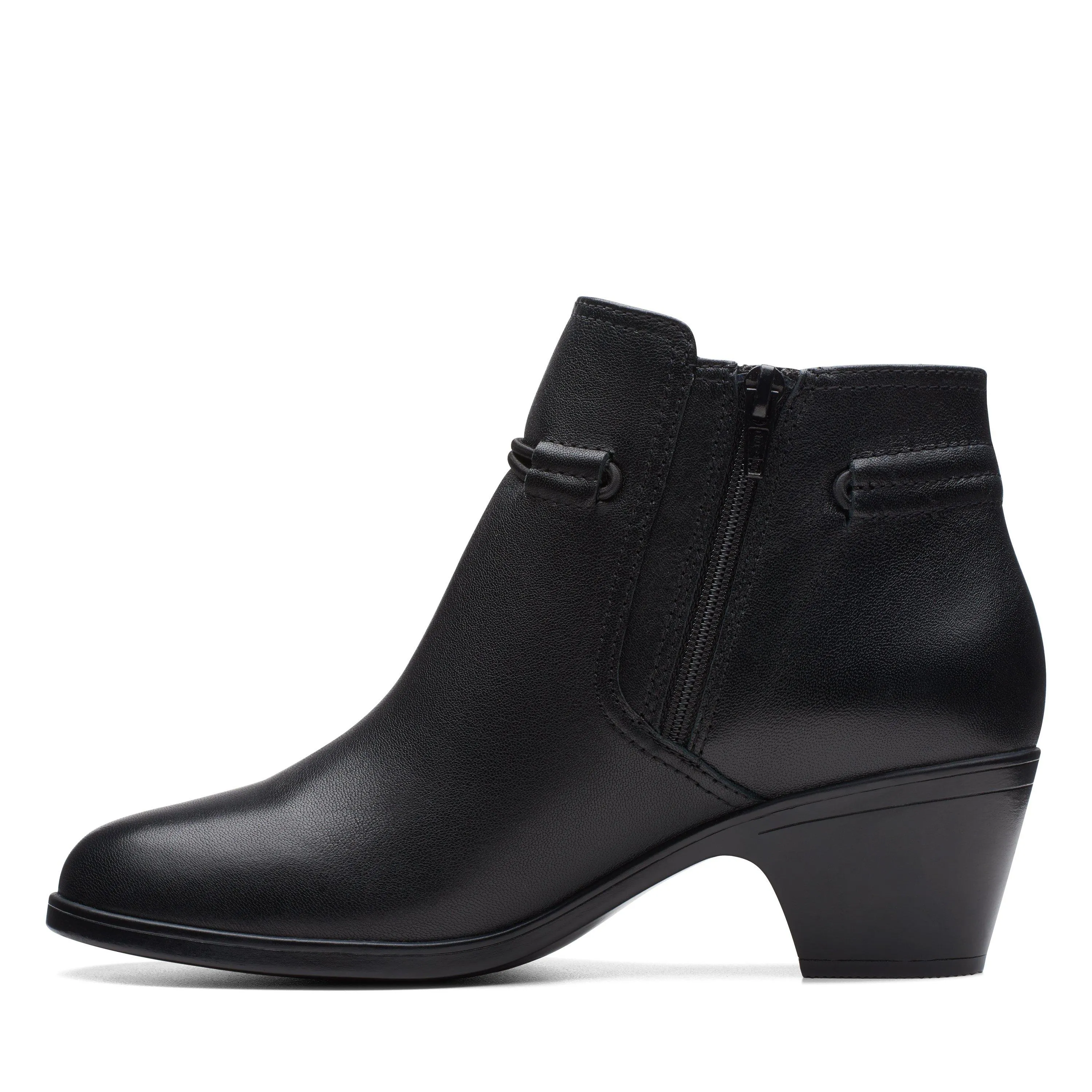 Clarks Emily2 Kaylie in Black Leather