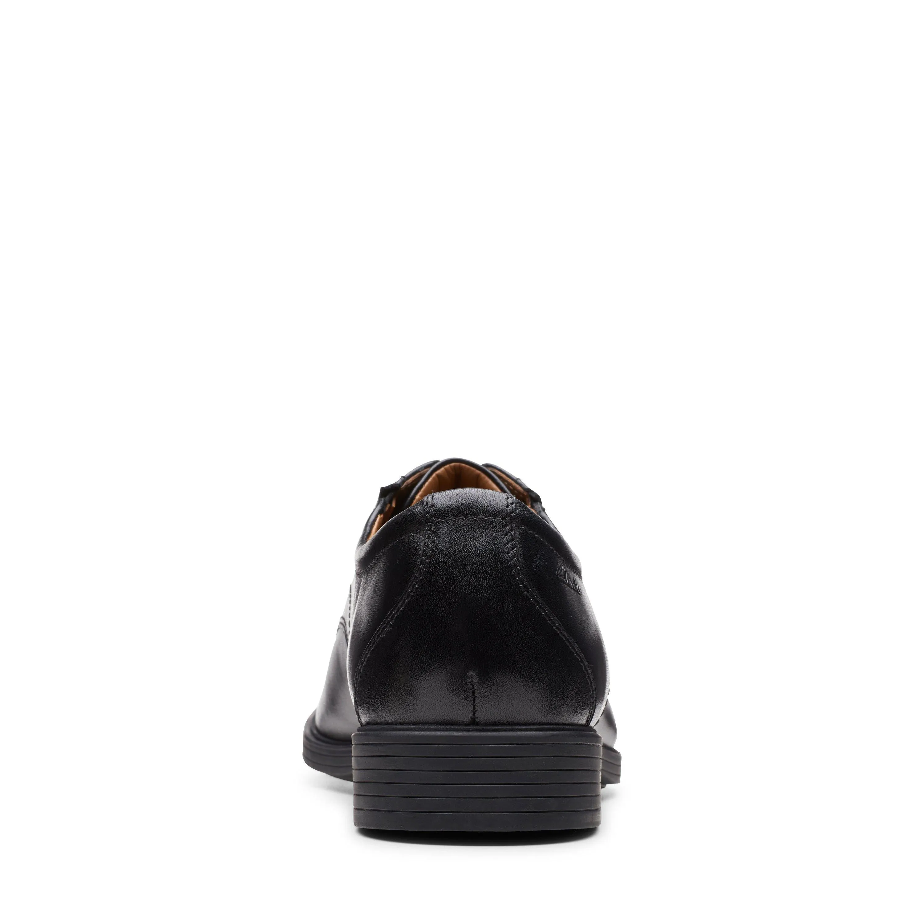Clarks Whiddon Plain in Black Leather
