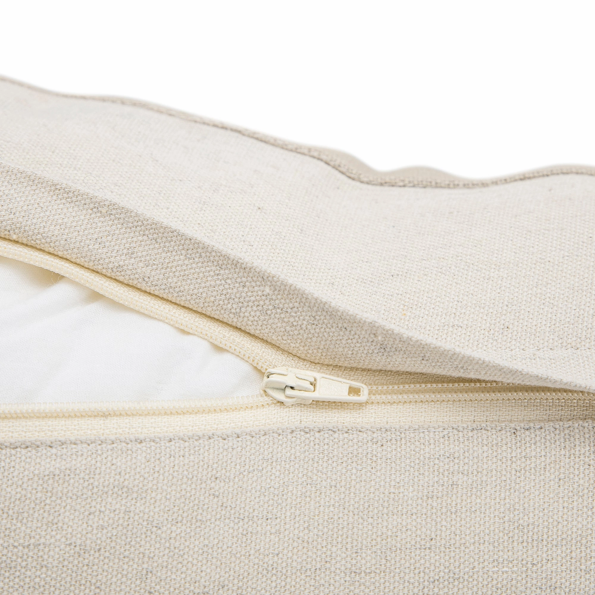 Country Collection Wildflower Linen Pom Pom Cushion