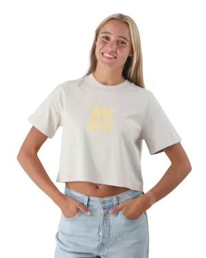Daisy Crop T-Shirt in Faded Bone