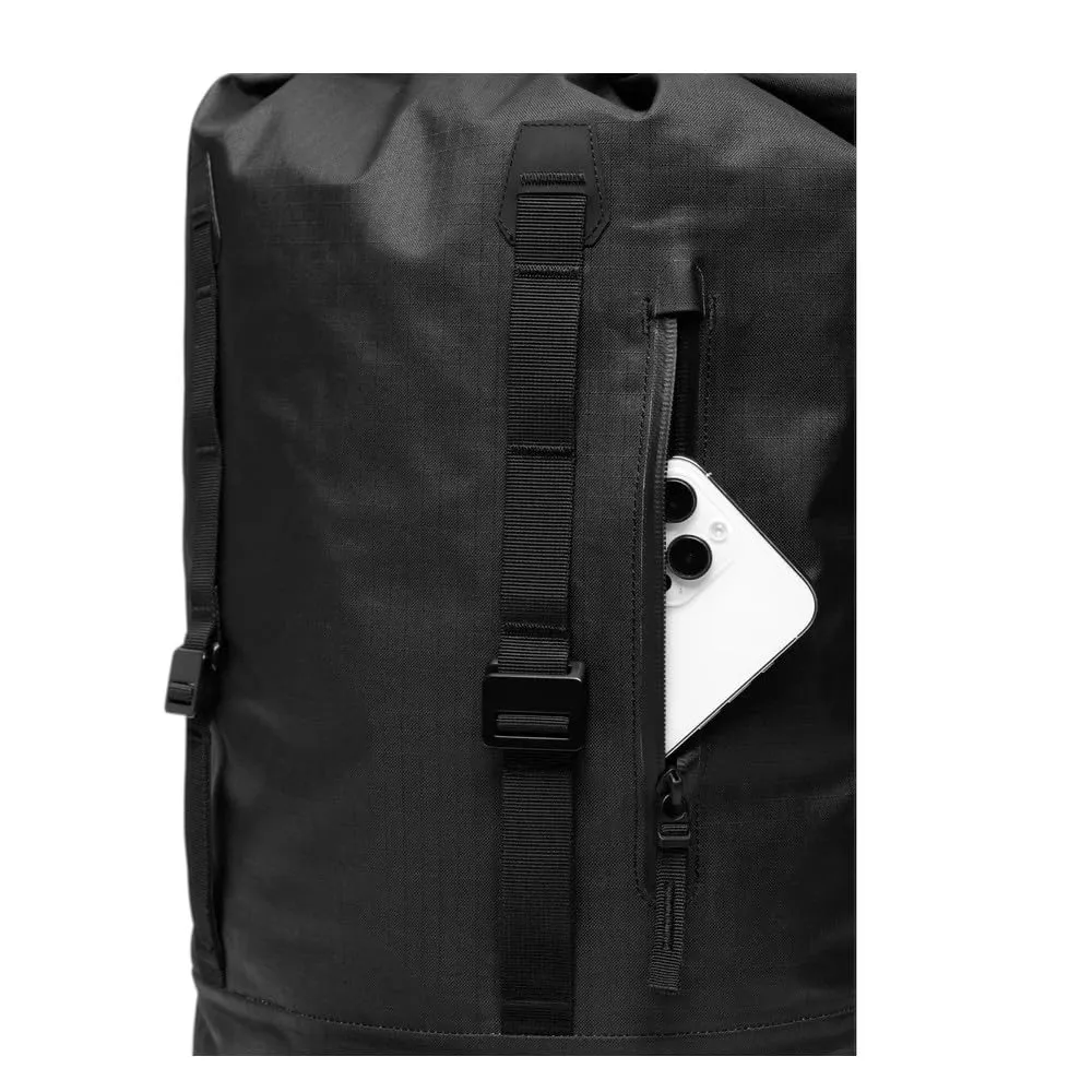 D_b_ Essential Rolltop Backpack  32L Bags Db