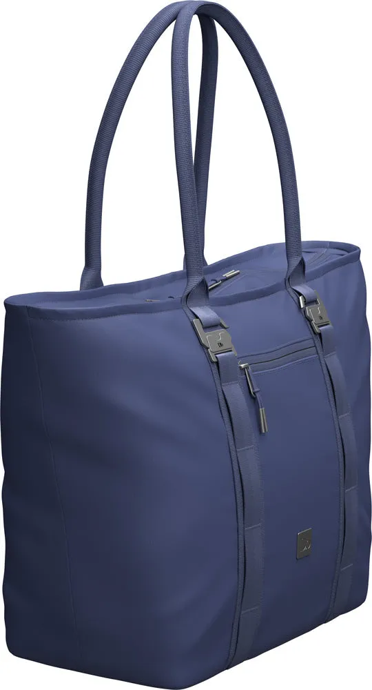 D_b_  Essential Tote, 25L Bags Db