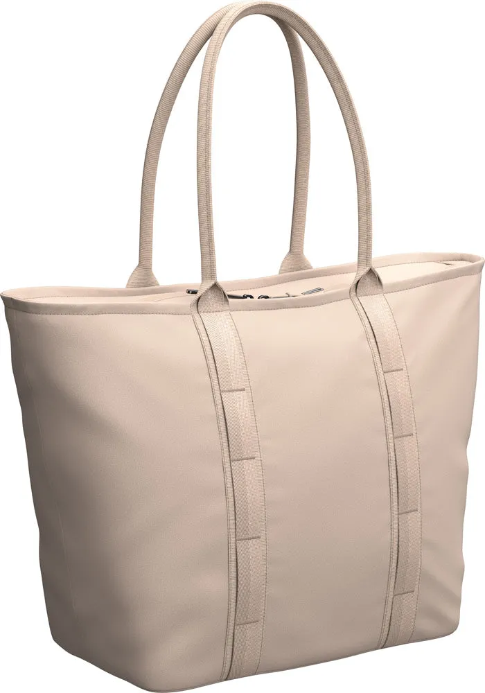 D_b_  Essential Tote, 25L Bags Db