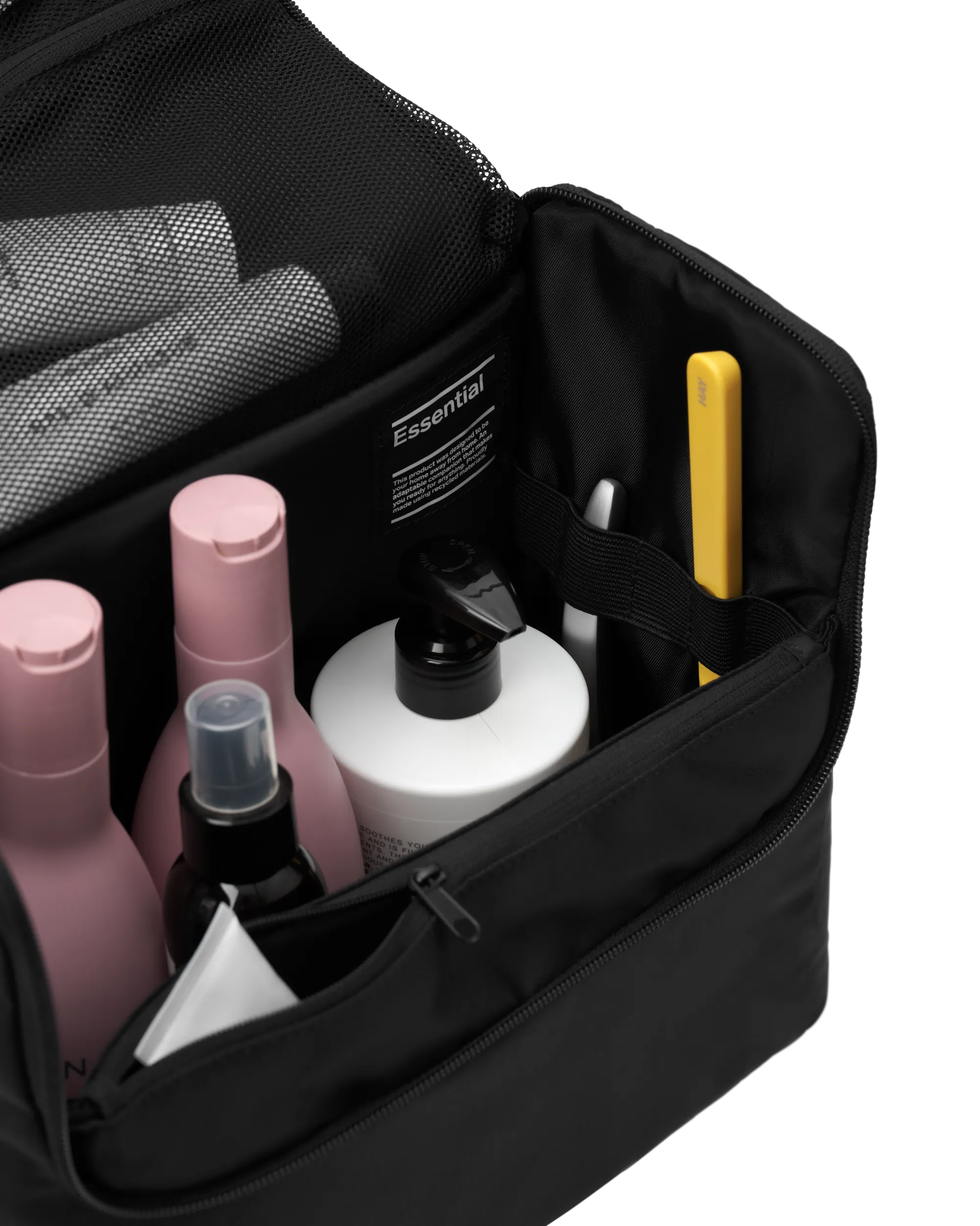 D_b_ Essential Wash Bag Bags Db