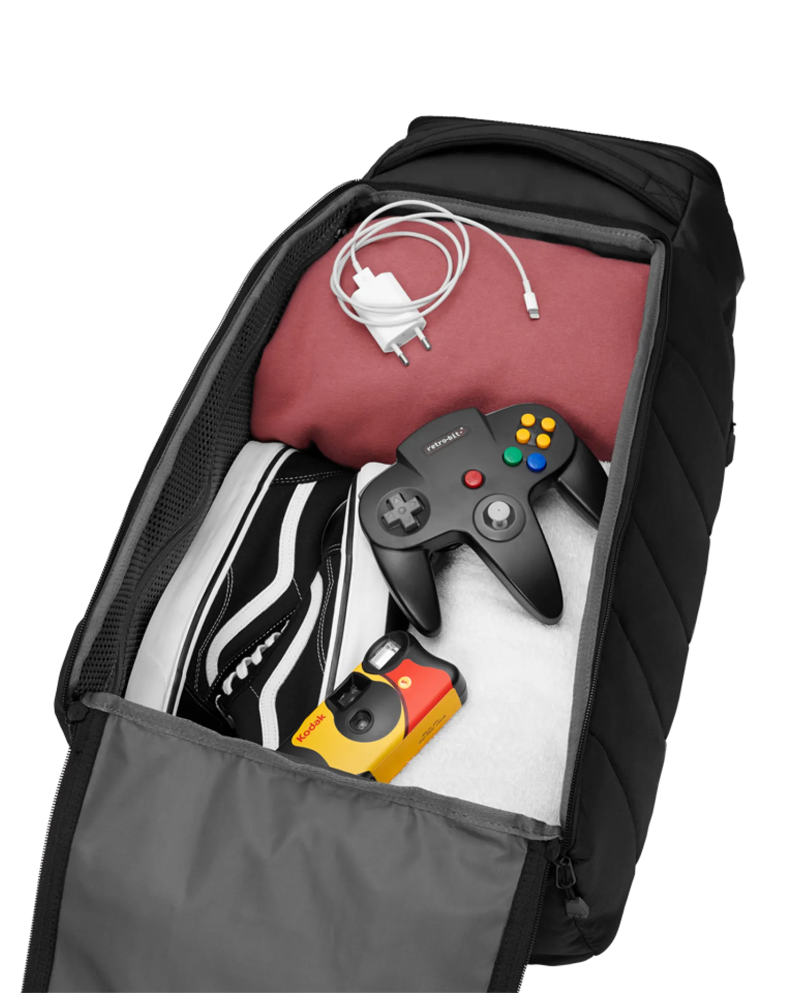 D_b_  Hugger 1st Generation Backpack 20L Bags Db