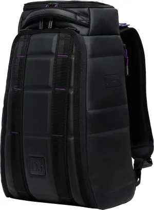 D_b_  Hugger 1st Generation Backpack 20L Bags Db