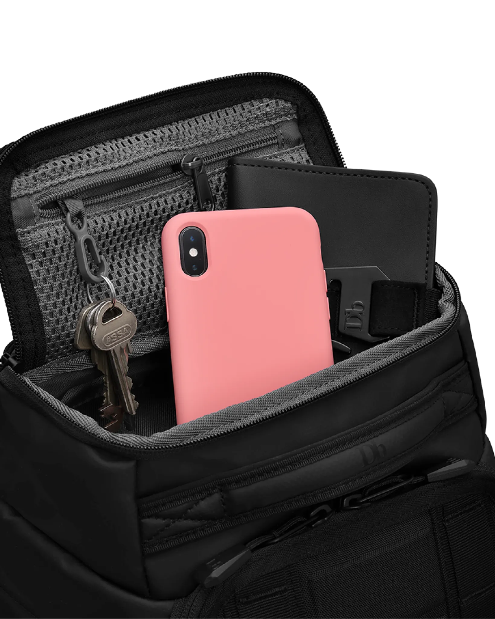 D_b_  Hugger 1st Generation Backpack 20L Bags Db