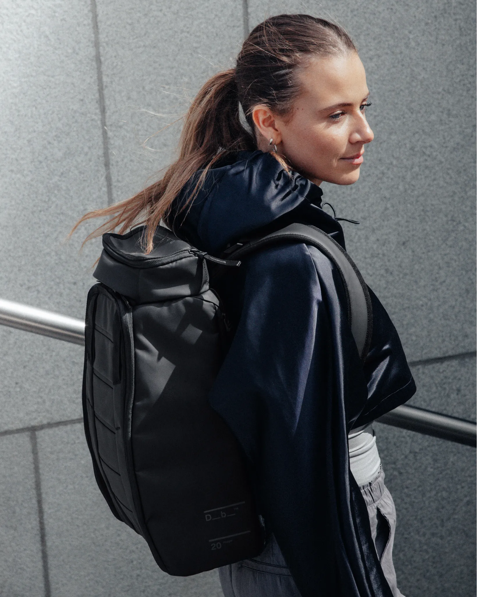 D_b_ Hugger Backpack 20L Bags Db