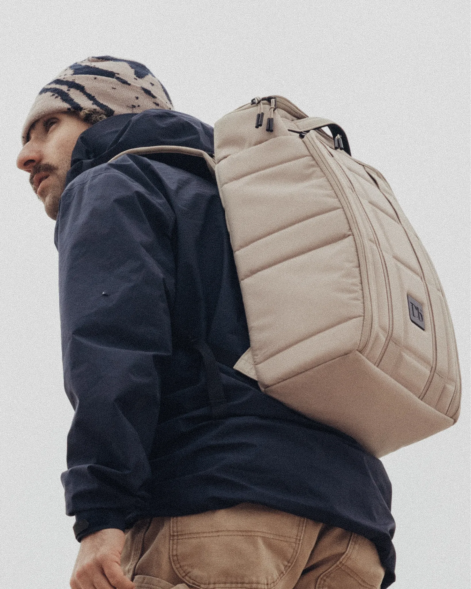 D_b_ Hugger Backpack 20L Bags Db