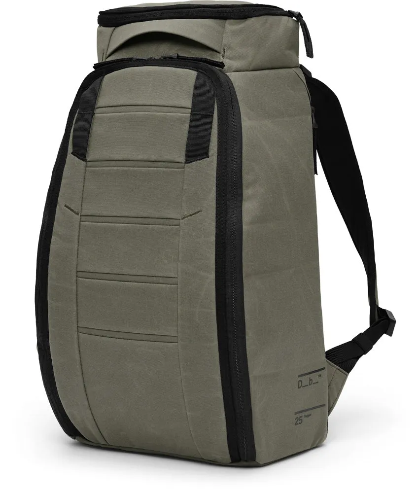 D_b_ Hugger Backpack 25L Bags Db