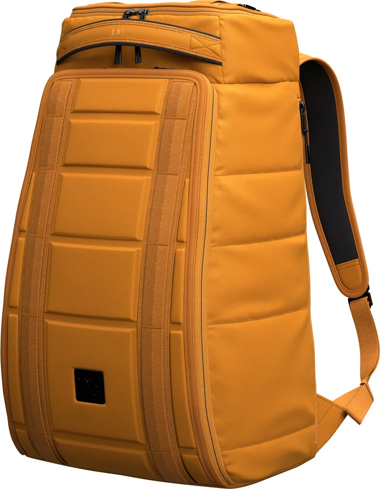 D_b_ Hugger Backpack 25L Bags Db
