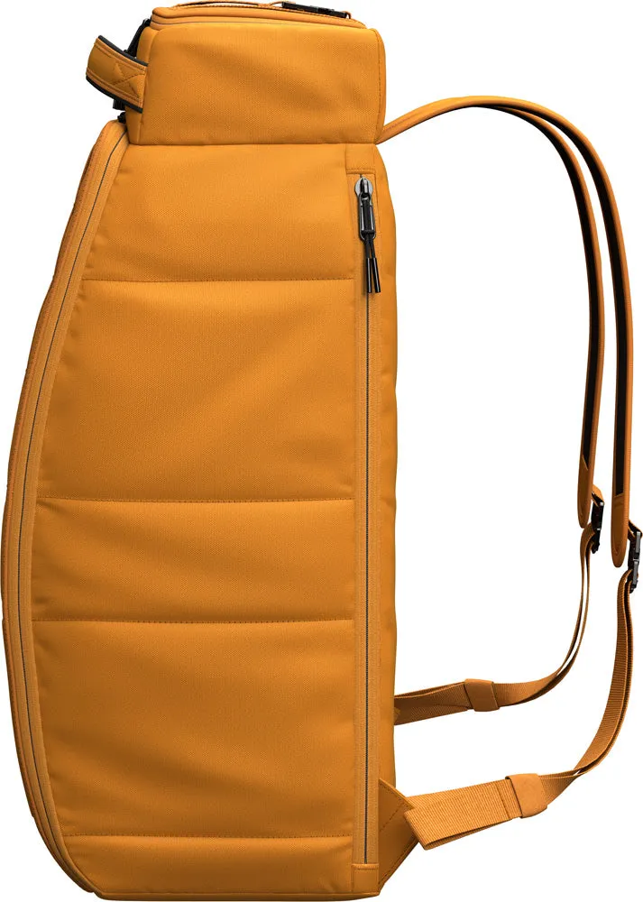 D_b_ Hugger Backpack 30L Bags Db