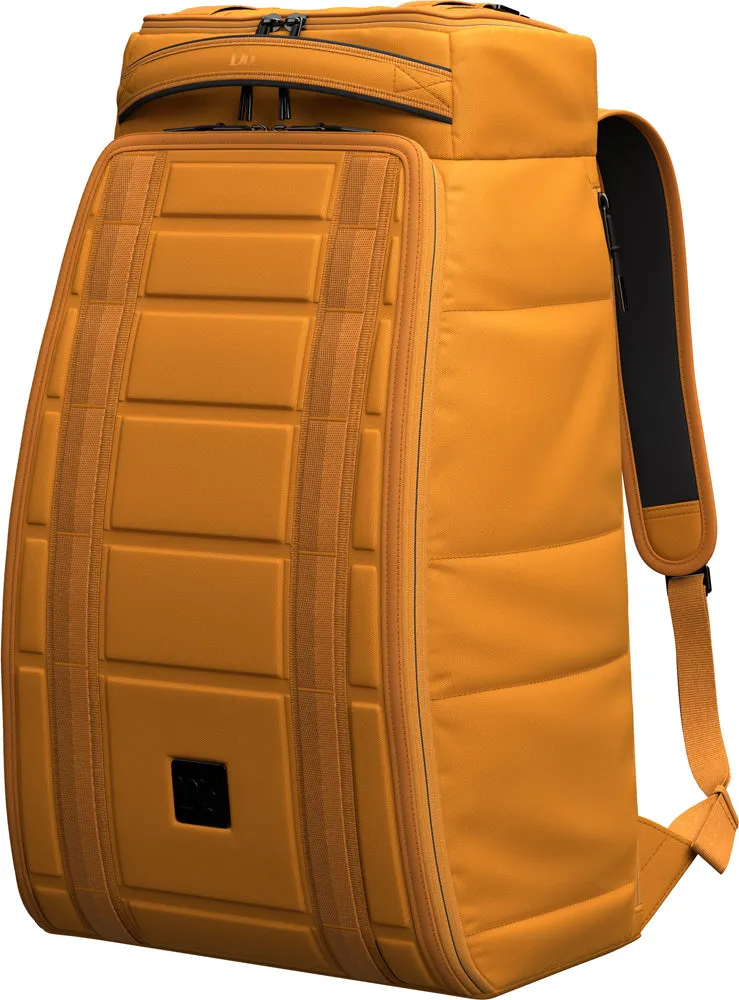 D_b_ Hugger Backpack 30L Bags Db