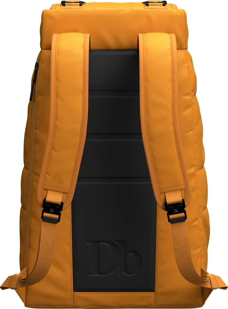 D_b_ Hugger Backpack 30L Bags Db