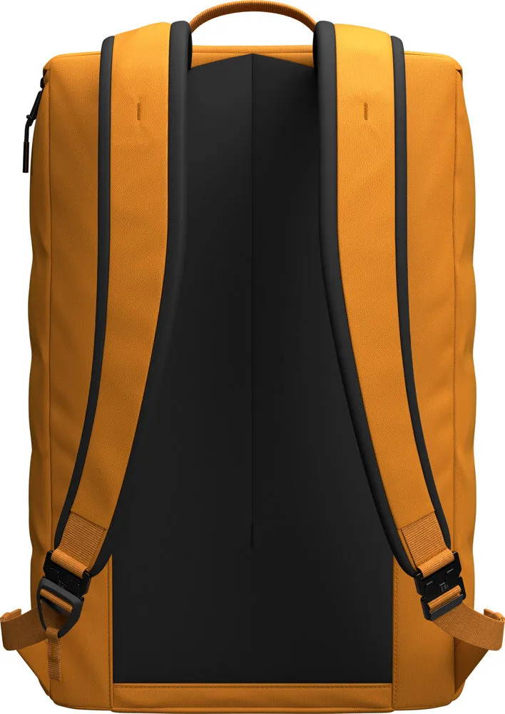 D_b_ Hugger Base Backpack, 15L Bags Db