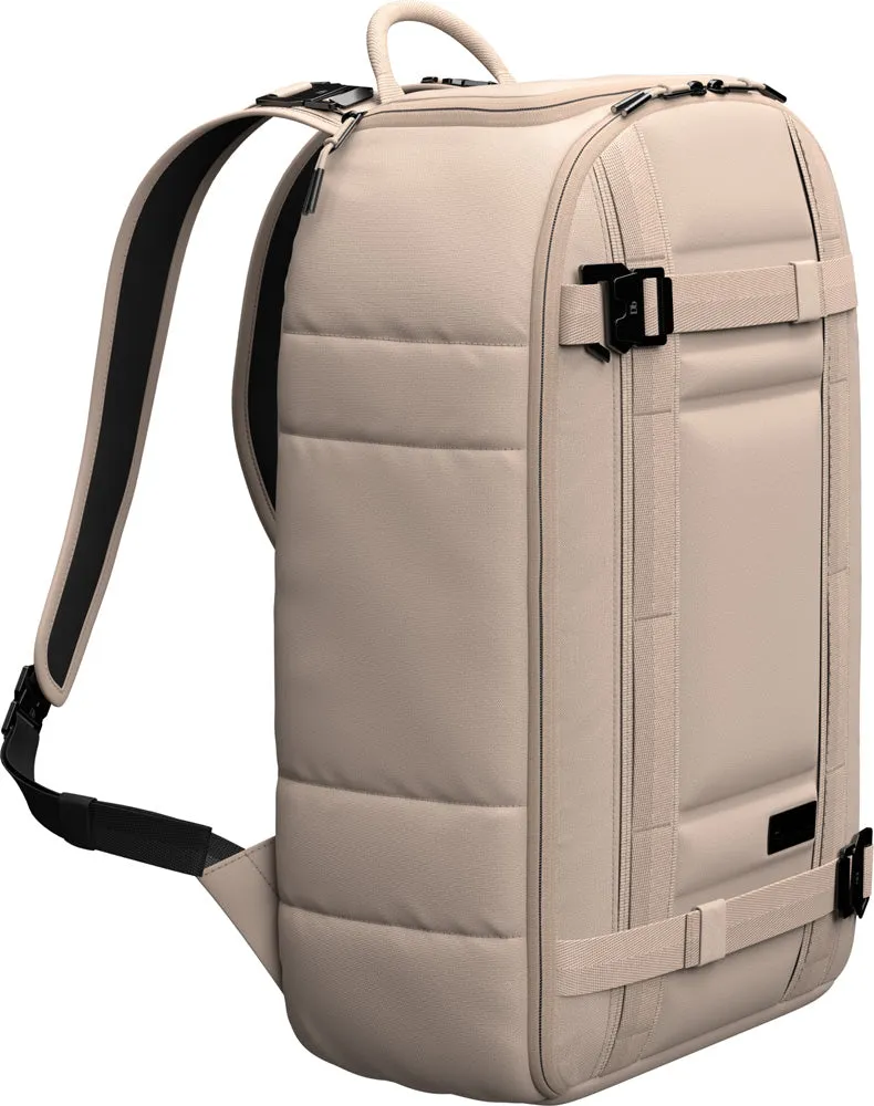 D_b_ Ramverk Backpack, 26L Bags Db