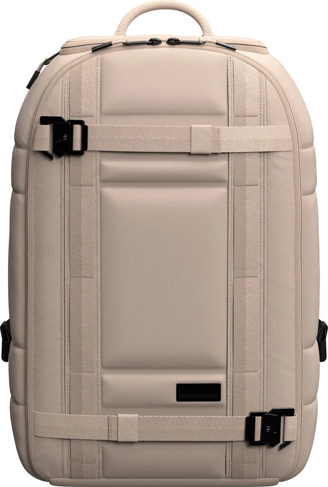D_b_  Ramverk Backpack (First Generation), 21L Bags Db