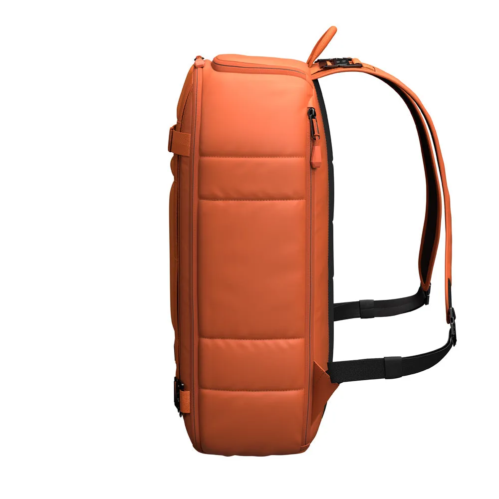 D_b_  Ramverk Backpack (First Generation), 21L Bags Db