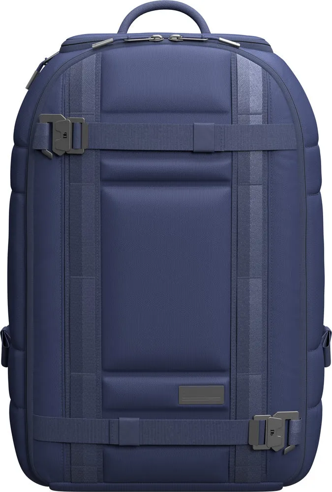 D_b_  Ramverk Backpack (First Generation), 21L Bags Db