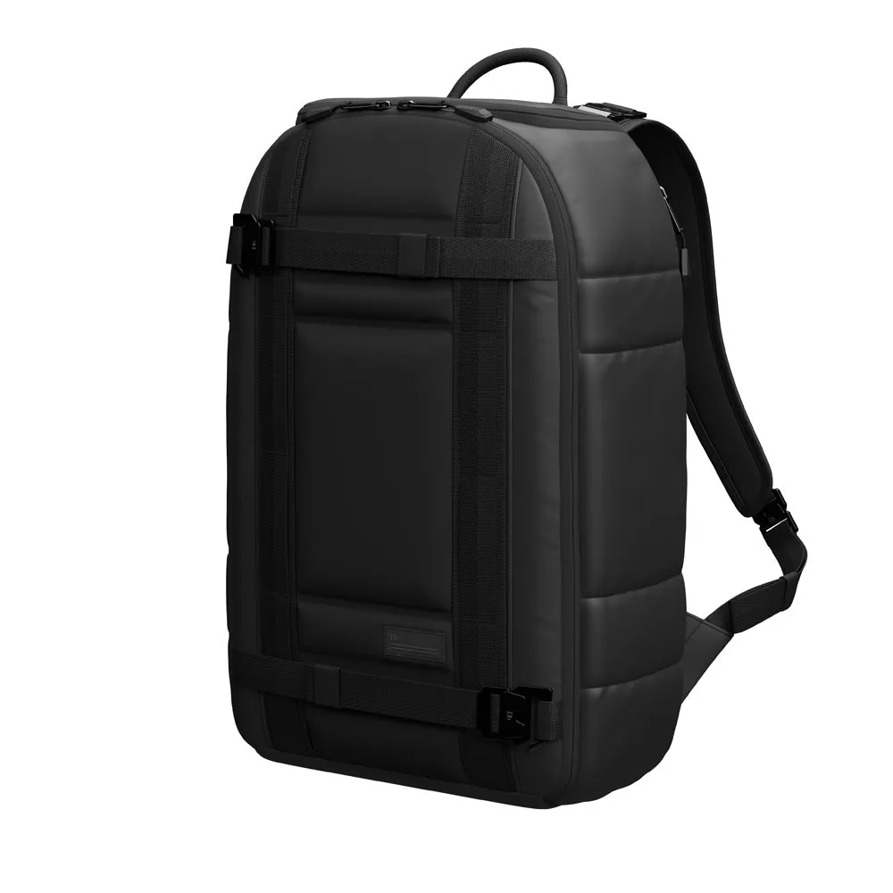 D_b_  Ramverk Backpack (First Generation), 21L Bags Db