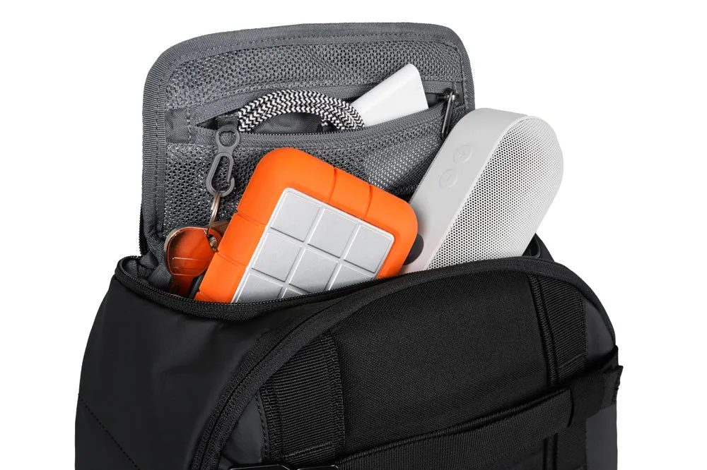 D_b_  Ramverk Backpack (First Generation), 21L Bags Db