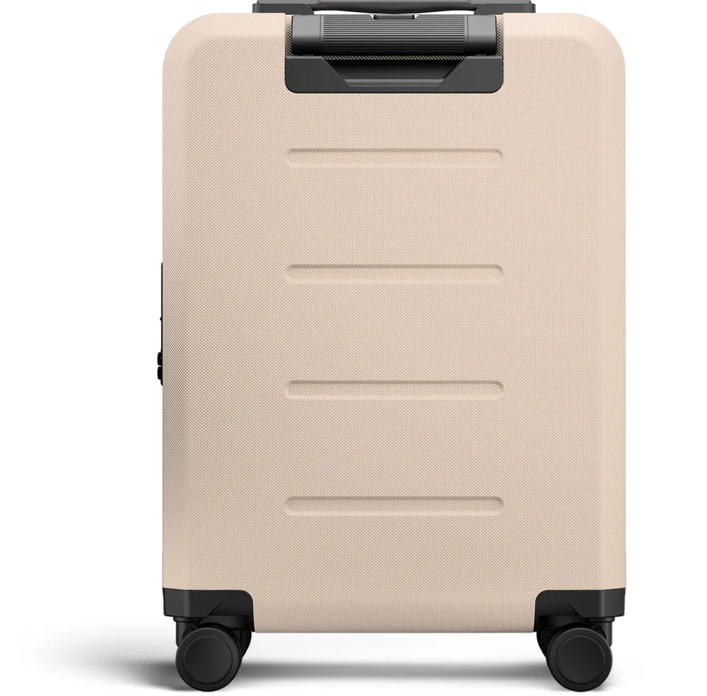D_b_ Ramverk Carry-On 21 in. Hardside Spinner Luggage Bags Db