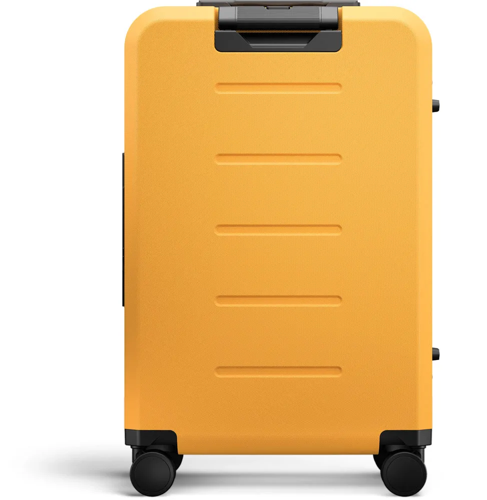 D_b_ Ramverk Medium Check In Lightweight Spinner Luggage Bags Db