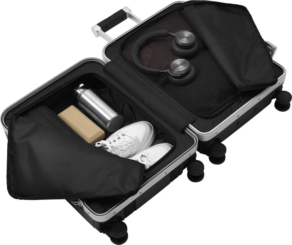 D_b_  Ramverk Pro Carry-on Bags Db