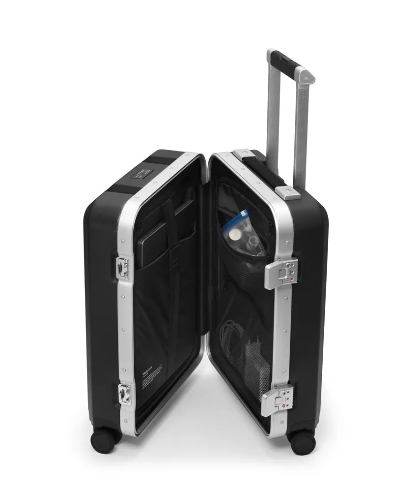 D_b_  Ramverk Pro Carry-on Bags Db