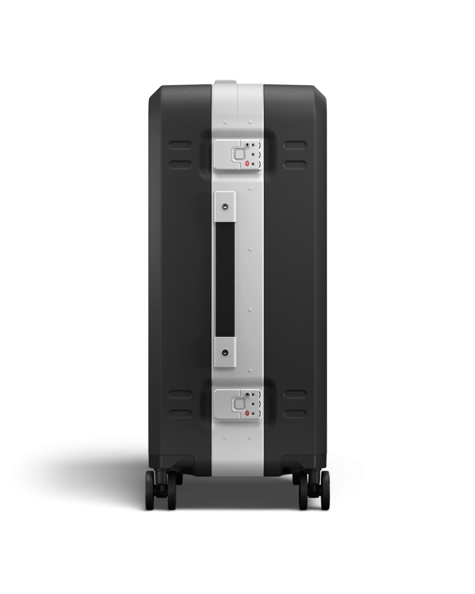 D_b_ Ramverk Pro Medium Check In Spinner Luggage Bags Db