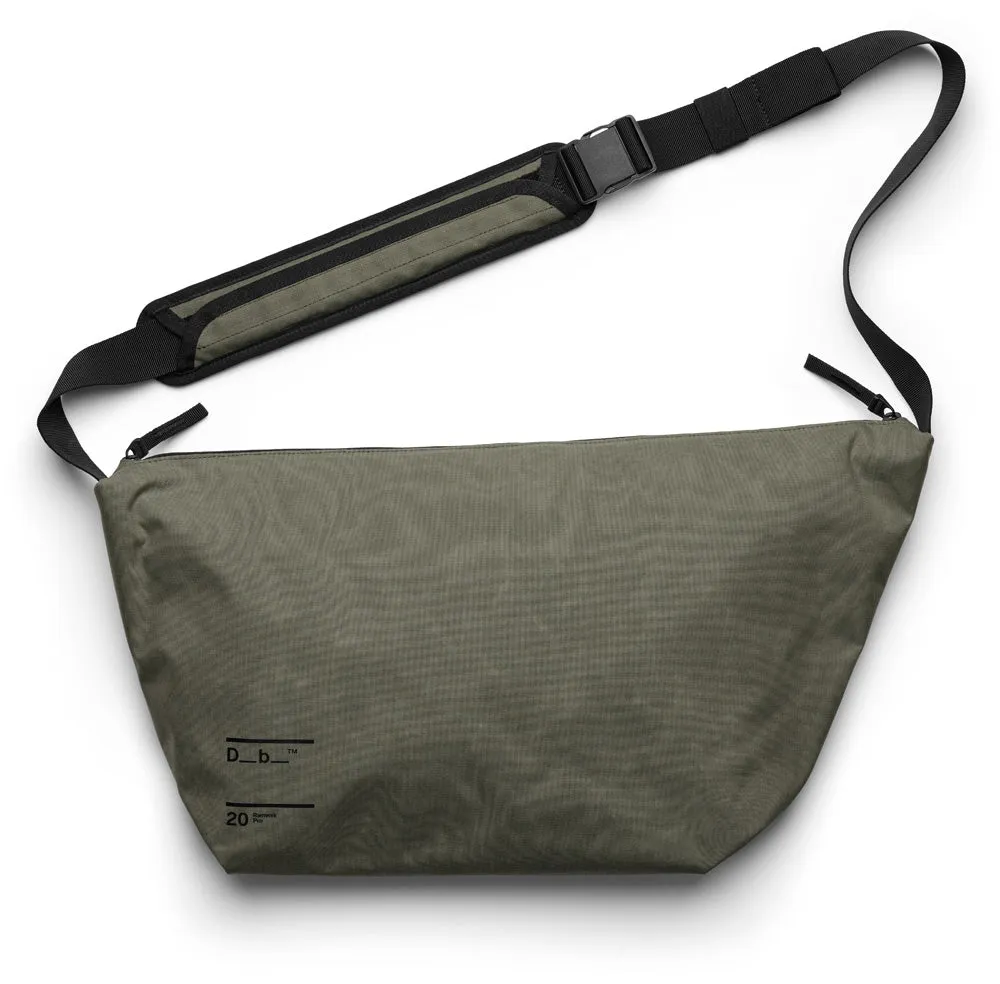 D_b_ Ramverk Pro Sling Bag, 20L Bags Db