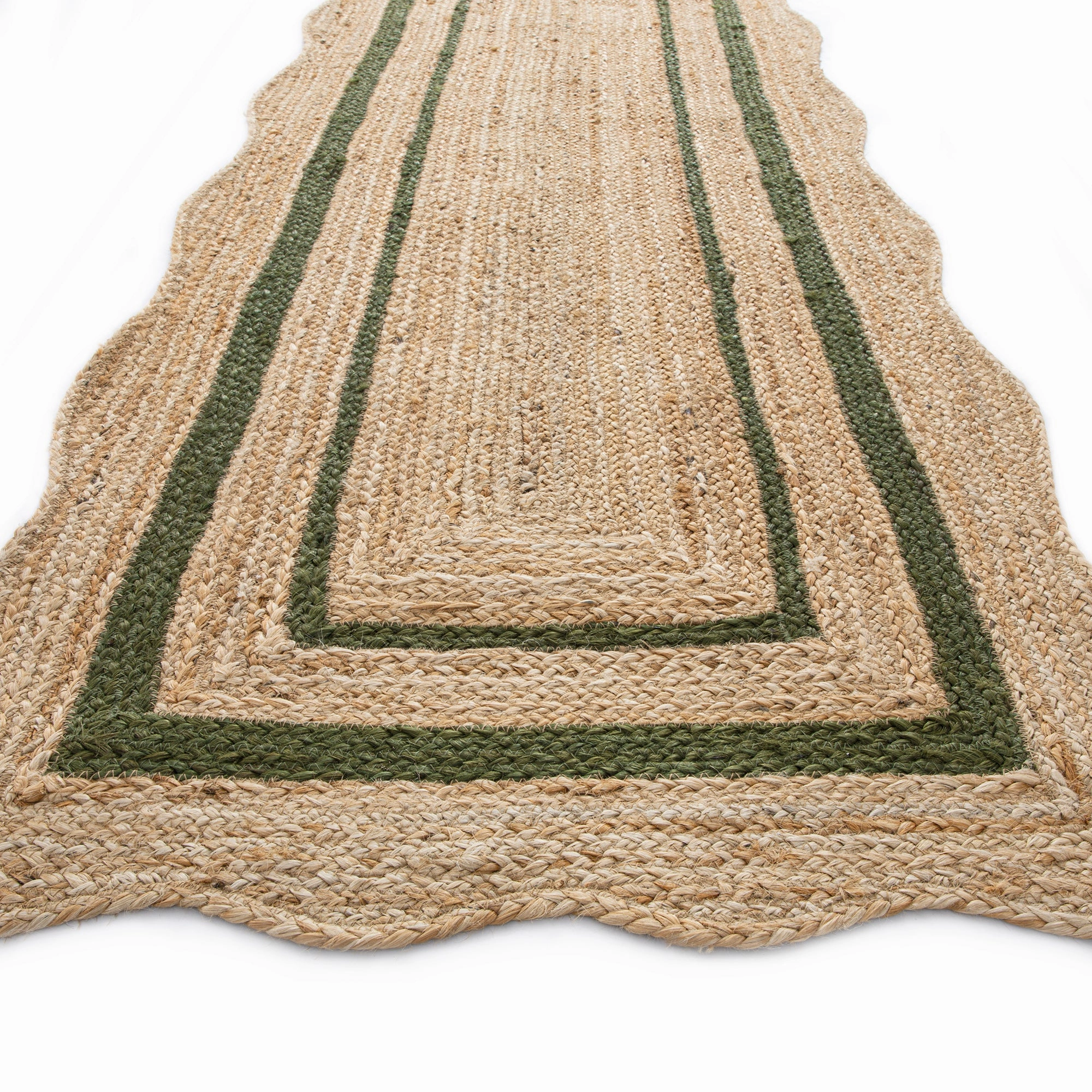 Evie Hand Braided Jute Scallop Green Runner