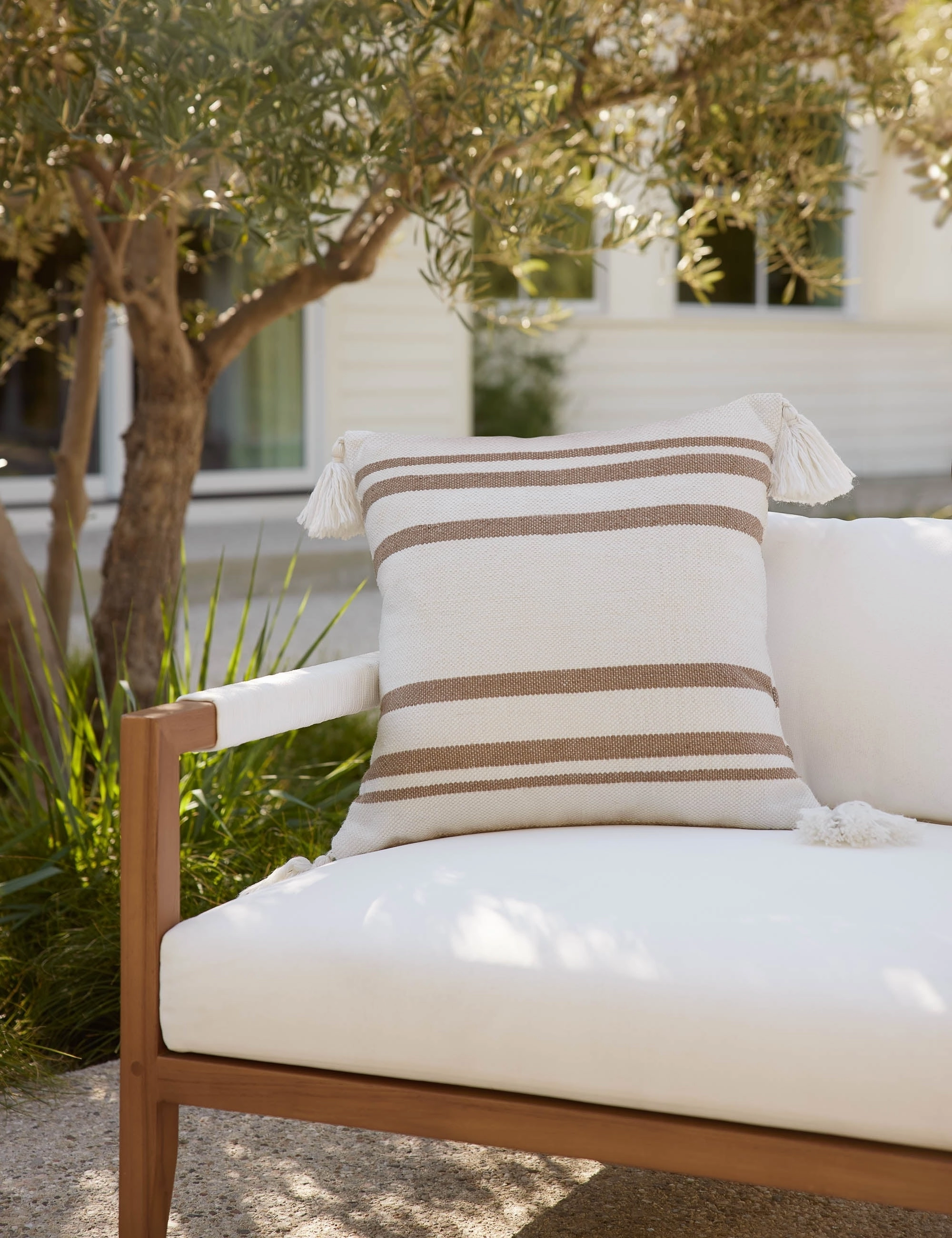 Fez Indoor / Outdoor Pillow