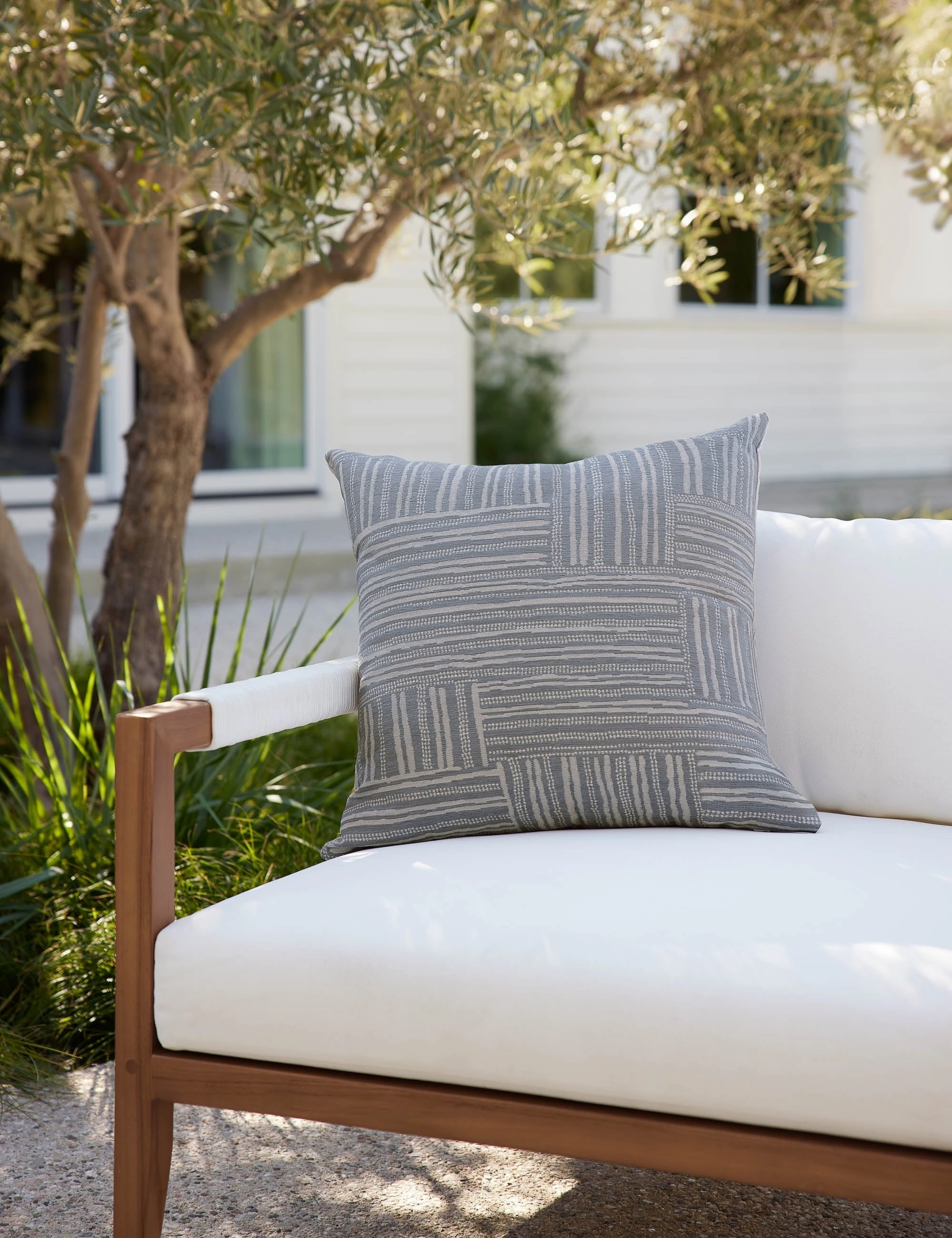 Gabriella Indoor / Outdoor Pillow