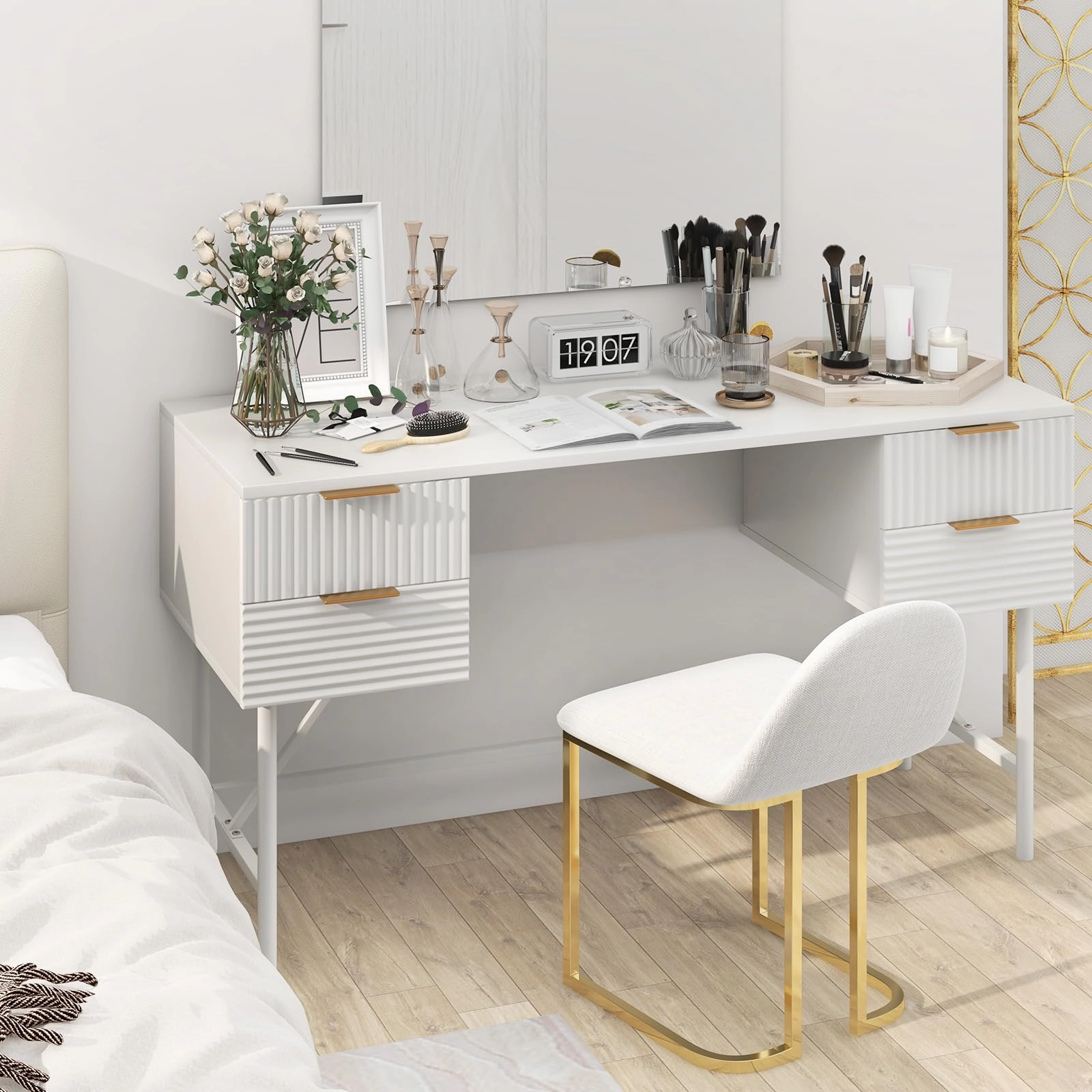 Giantex Modern Desk with 4 Drawers